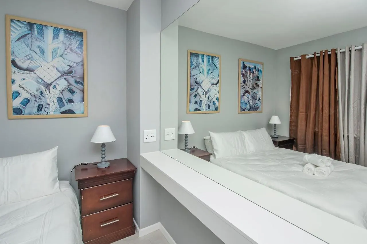 Cap Du Mont Apartment Bloubergstrand
