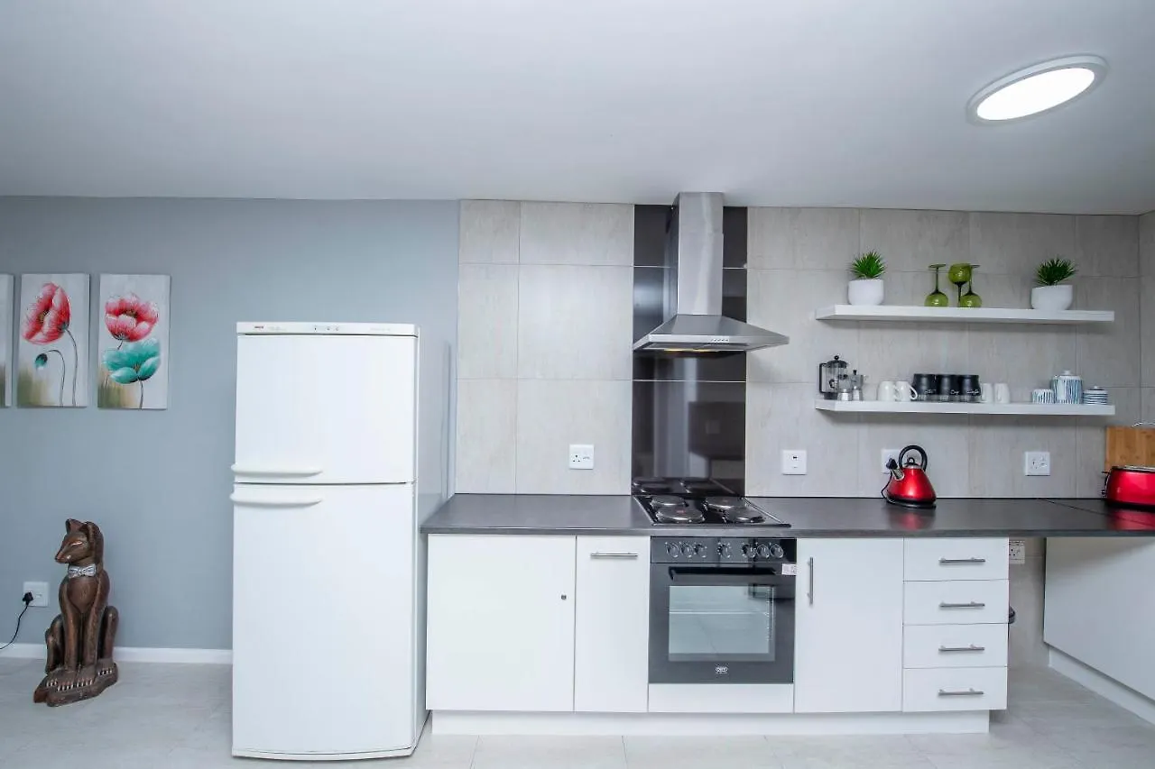Cap Du Mont Apartment Bloubergstrand South Africa